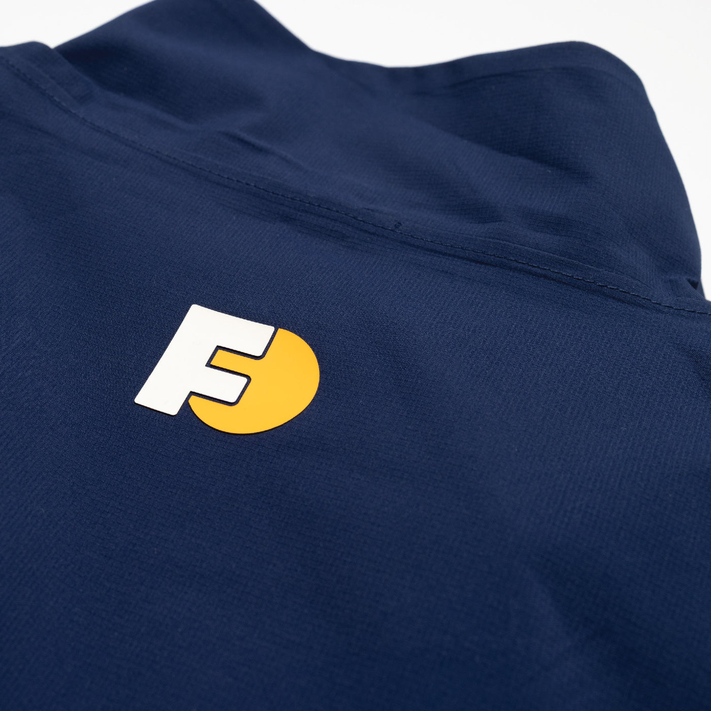 Short Sleeve Wind Pullover - Pageant Blue/Citadel