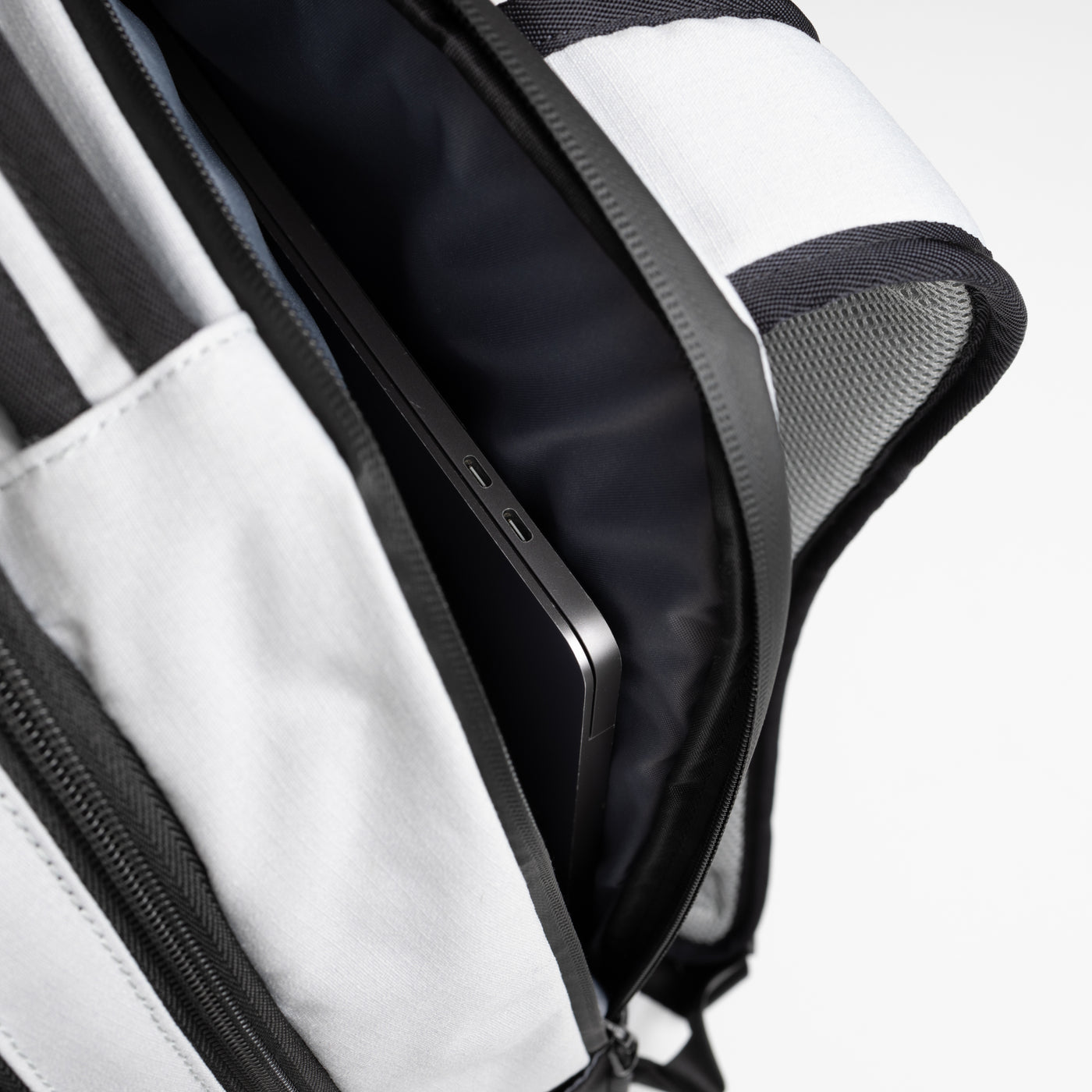 A2 Backpack - Moon Gray/Black