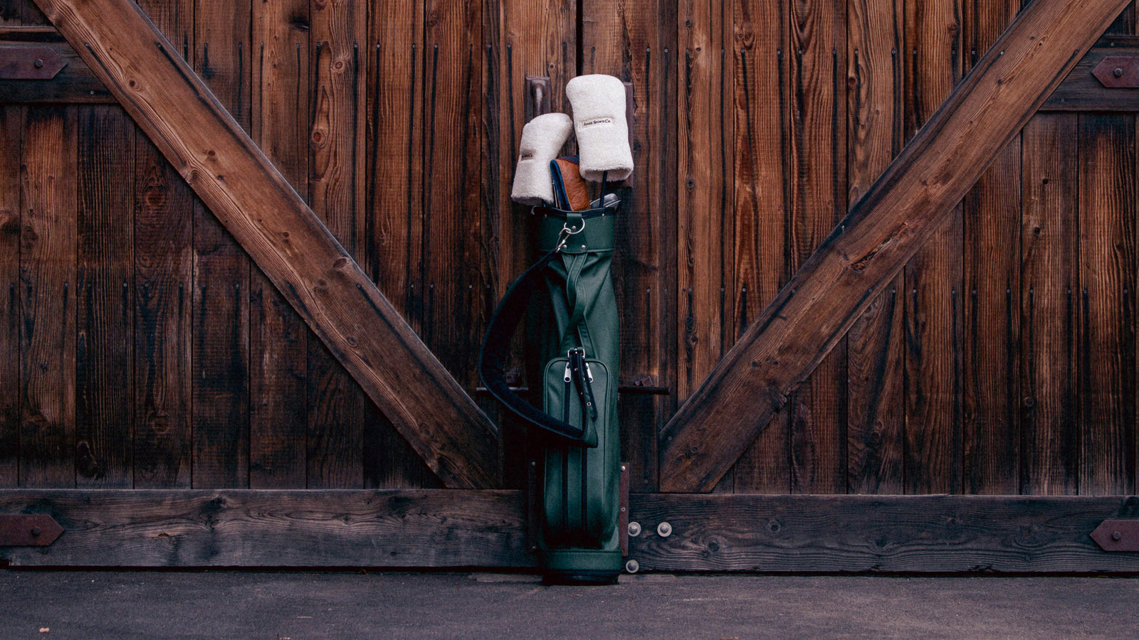 Heritage '25 Lookbook – Jones Golf Bags