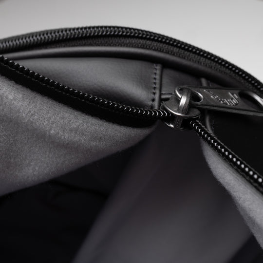 Clubhouse Duffle - Onyx – Jones Golf Bags