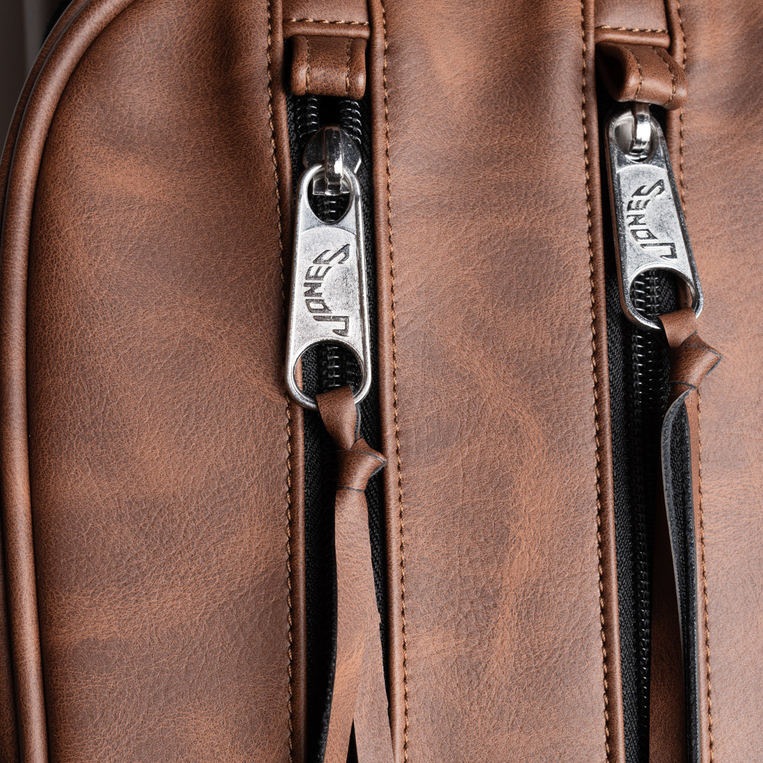 Clubhouse Duffle - Ecru/Kodiak – Jones Golf Bags