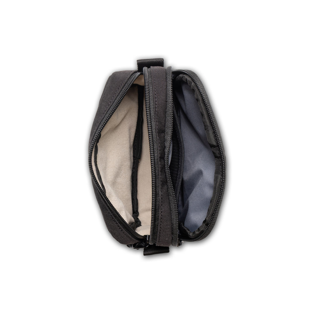 Caddie Passport - Black – Jones Golf Bags