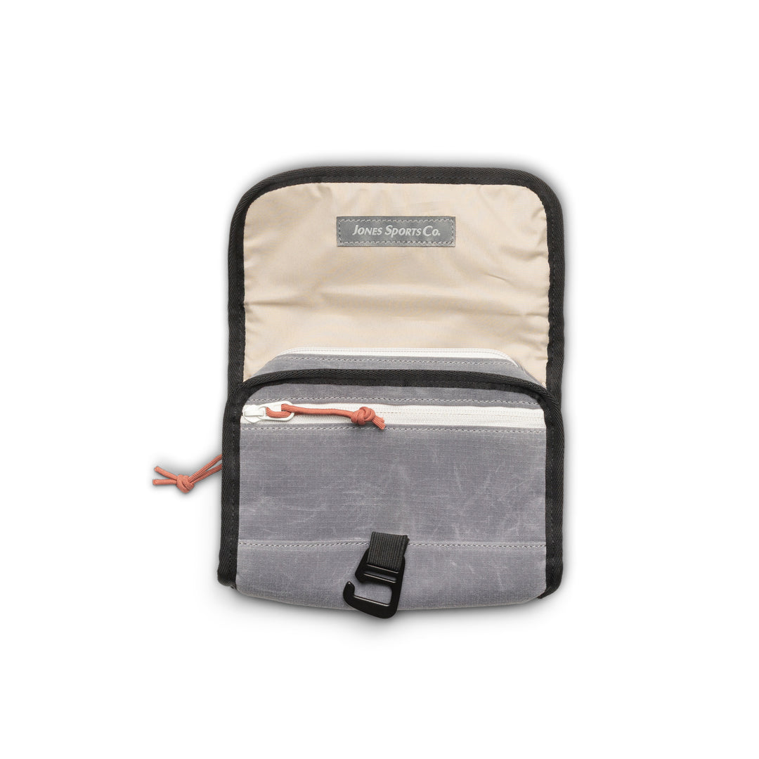 JONES ジョーンズ　ポーチ グレー A3 Pouch - Graystone – Jones Golf Bags