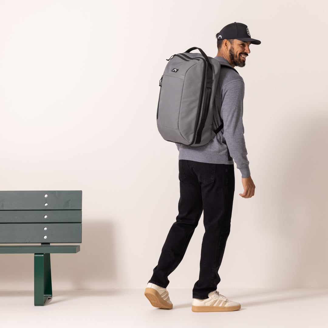Scout Weekender Backpack - Charcoal – Jones Golf Bags