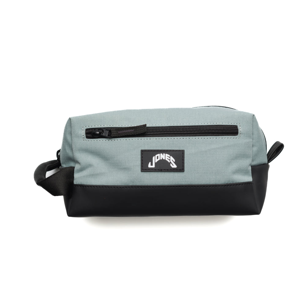 Dopp Kits – Jones Golf Bags